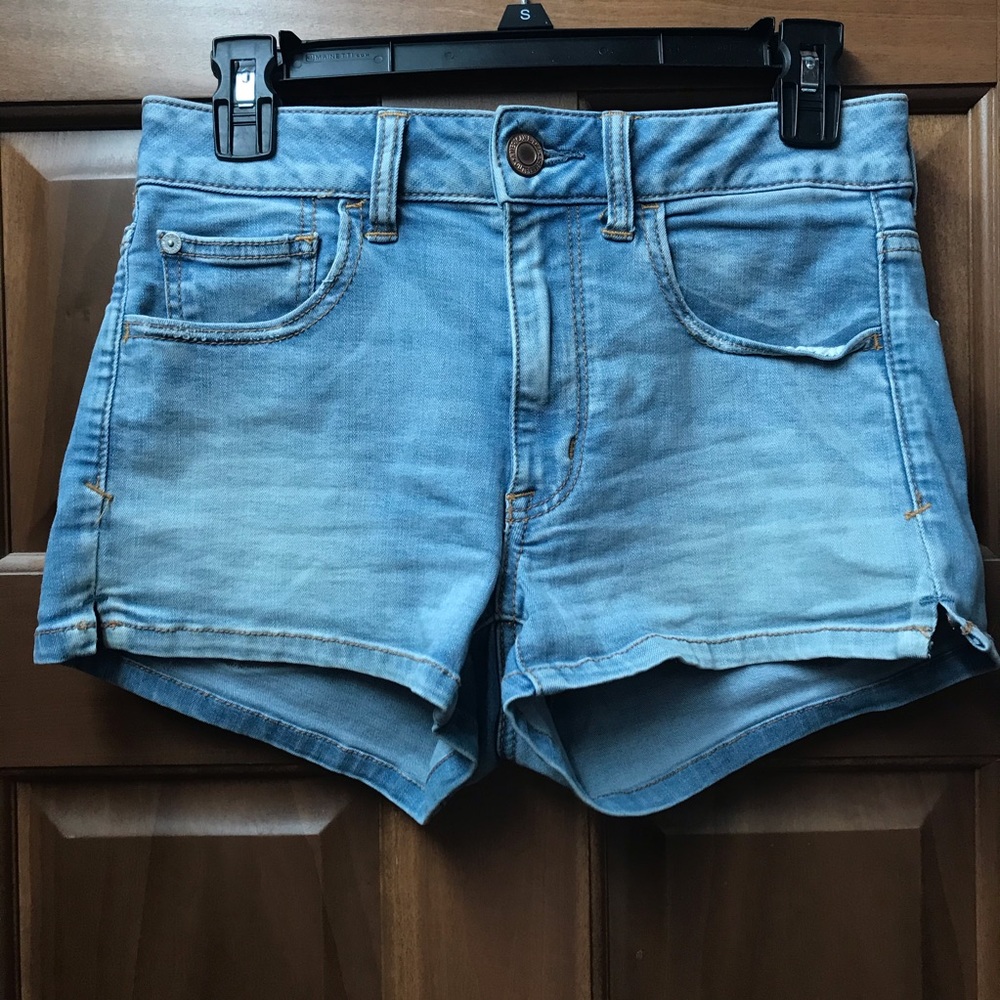 American Eagle High Rise Shortie